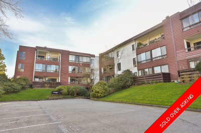 Boyd Park Condo for sale: Apple Greene Park 2 bedroom 960 sq.ft. (Listed 2016-02-25)