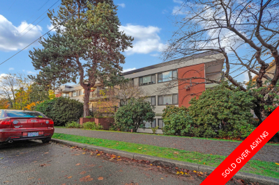 Kitsilano Apartment/Condo for sale: Katrina Court 1 bedroom 716 sq.ft. (Listed 2021-11-08)