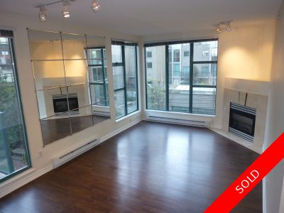 Fixer-Upper with excellent layout and great outlook Condo for sale: The Pinnacle 2 bedroom 771 sq.ft. (Listed 2013-04-09)