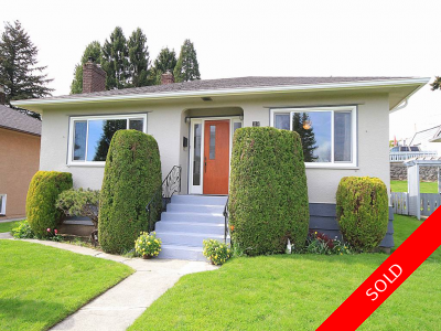 1,886 sq.ft. Glenbrooke North House for sale on large lot with 3 bedrooms